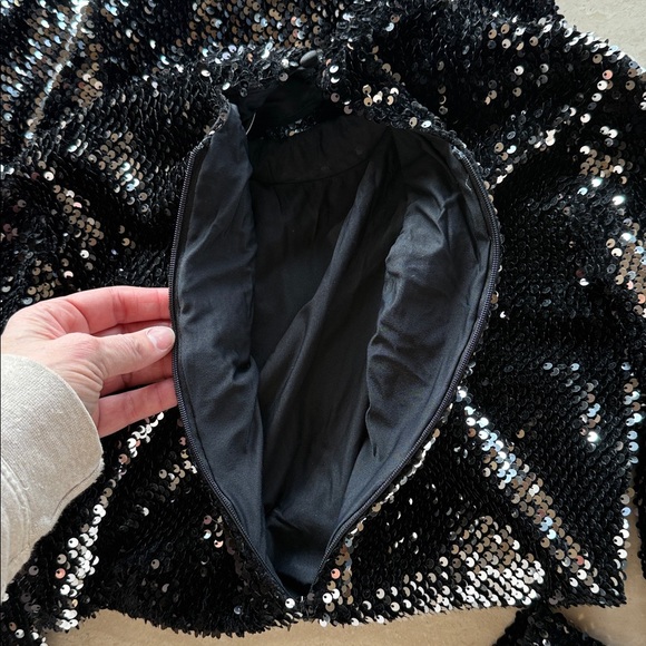 Millie Black Long Sleeved Sequin Turtleneck Mini Dress Womens Size 6 - Picture 6 of 12